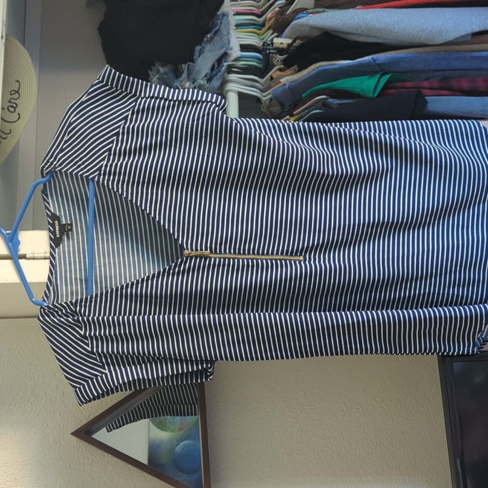 Short sleeve blouse